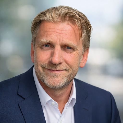 Dirk Brissé